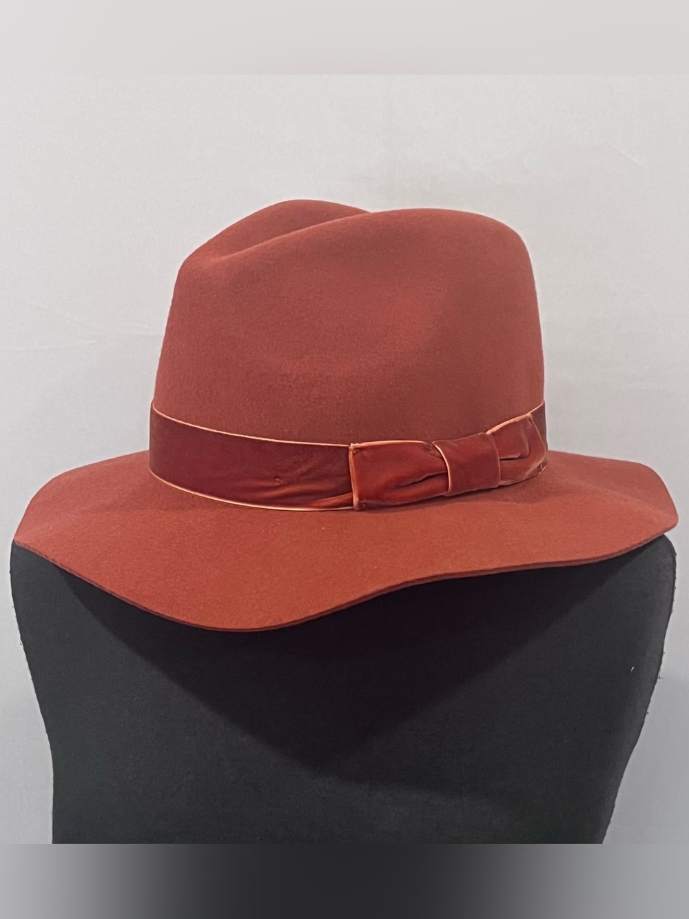 Wyeth Women’s Marla Wool Hat - Picture 2 of 10